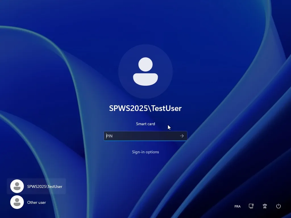 Smart card tile on the Windows 11 sign-in screen